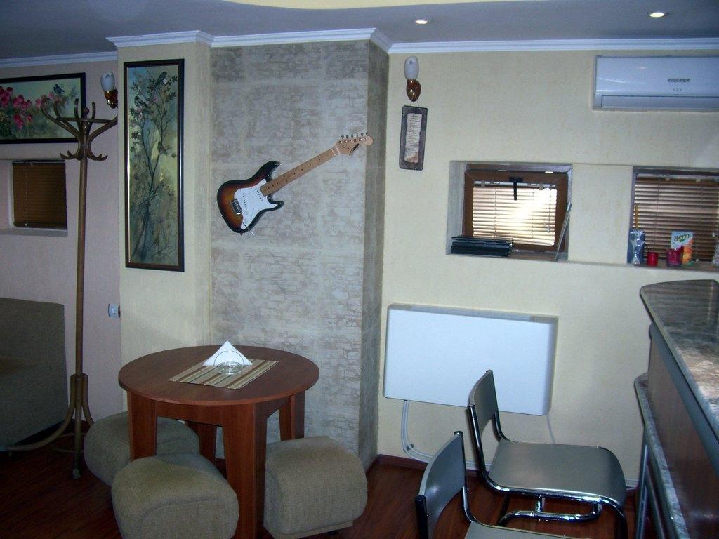 Fenerite Family Hotel Targóvishte Exterior foto