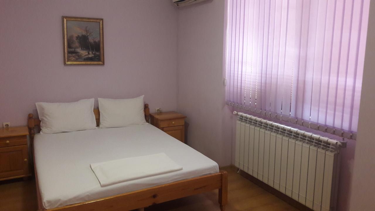 Fenerite Family Hotel Targóvishte Exterior foto